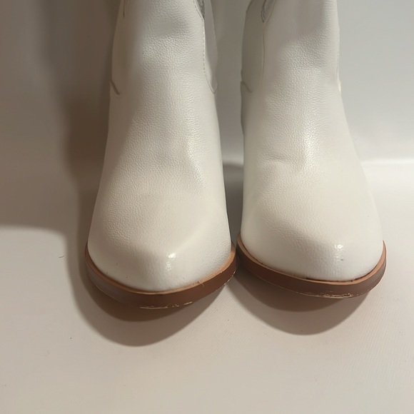 Women Cowgirl Boots Size 7 - Picture 3 of 13